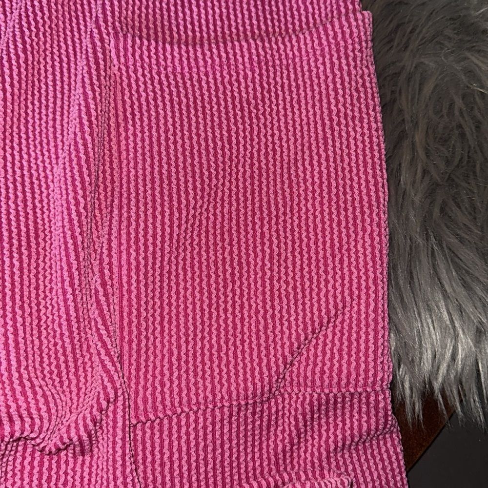 Fuschia Women's Jumpsuit. Size M - Picture 5 of 6